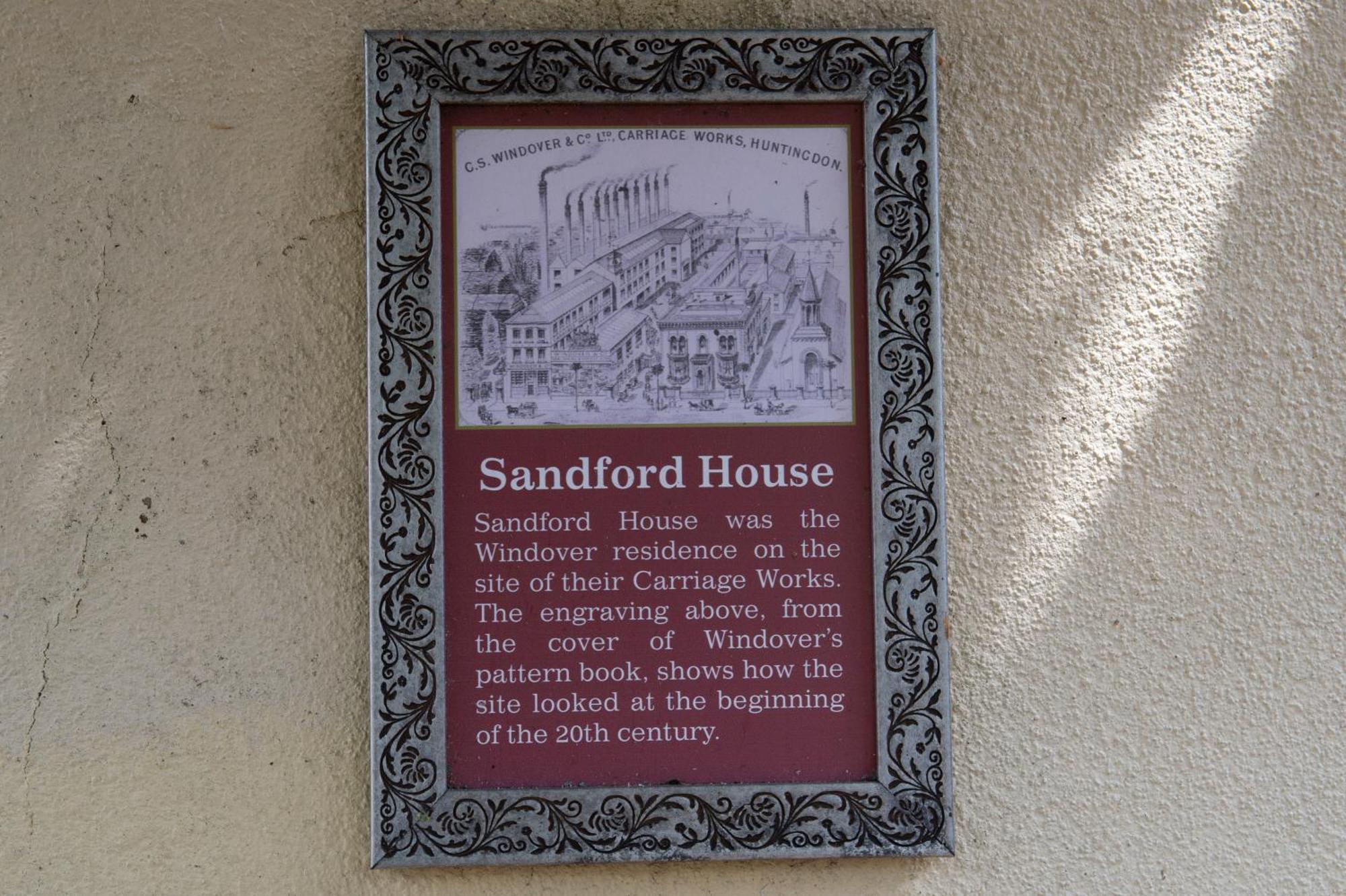 Sandford House Hotel Wetherspoon Huntingdon Zewnętrze zdjęcie