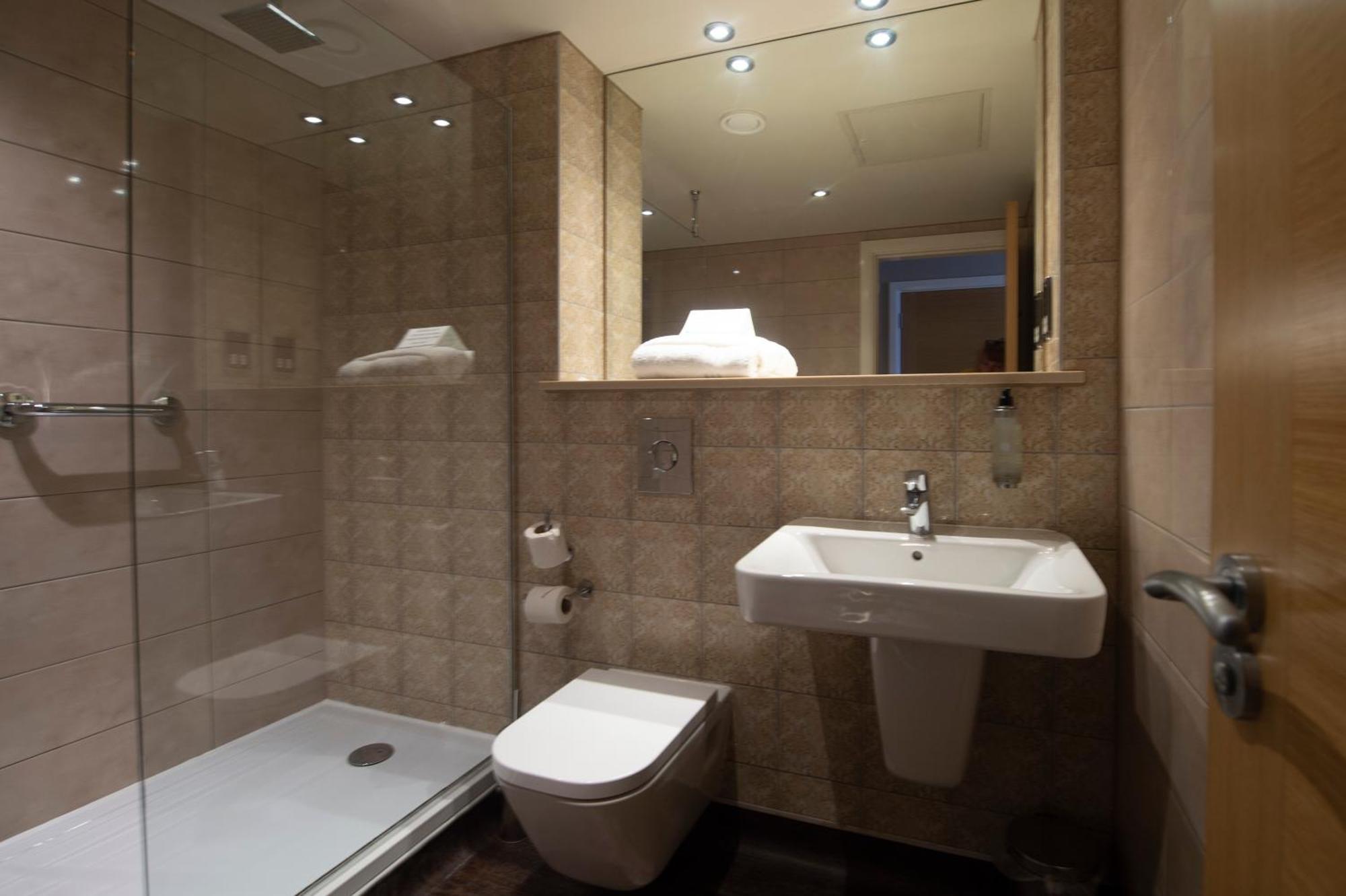 Sandford House Hotel Wetherspoon Huntingdon Zewnętrze zdjęcie