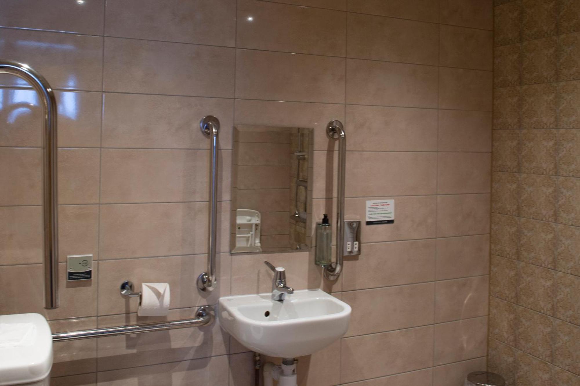 Sandford House Hotel Wetherspoon Huntingdon Zewnętrze zdjęcie