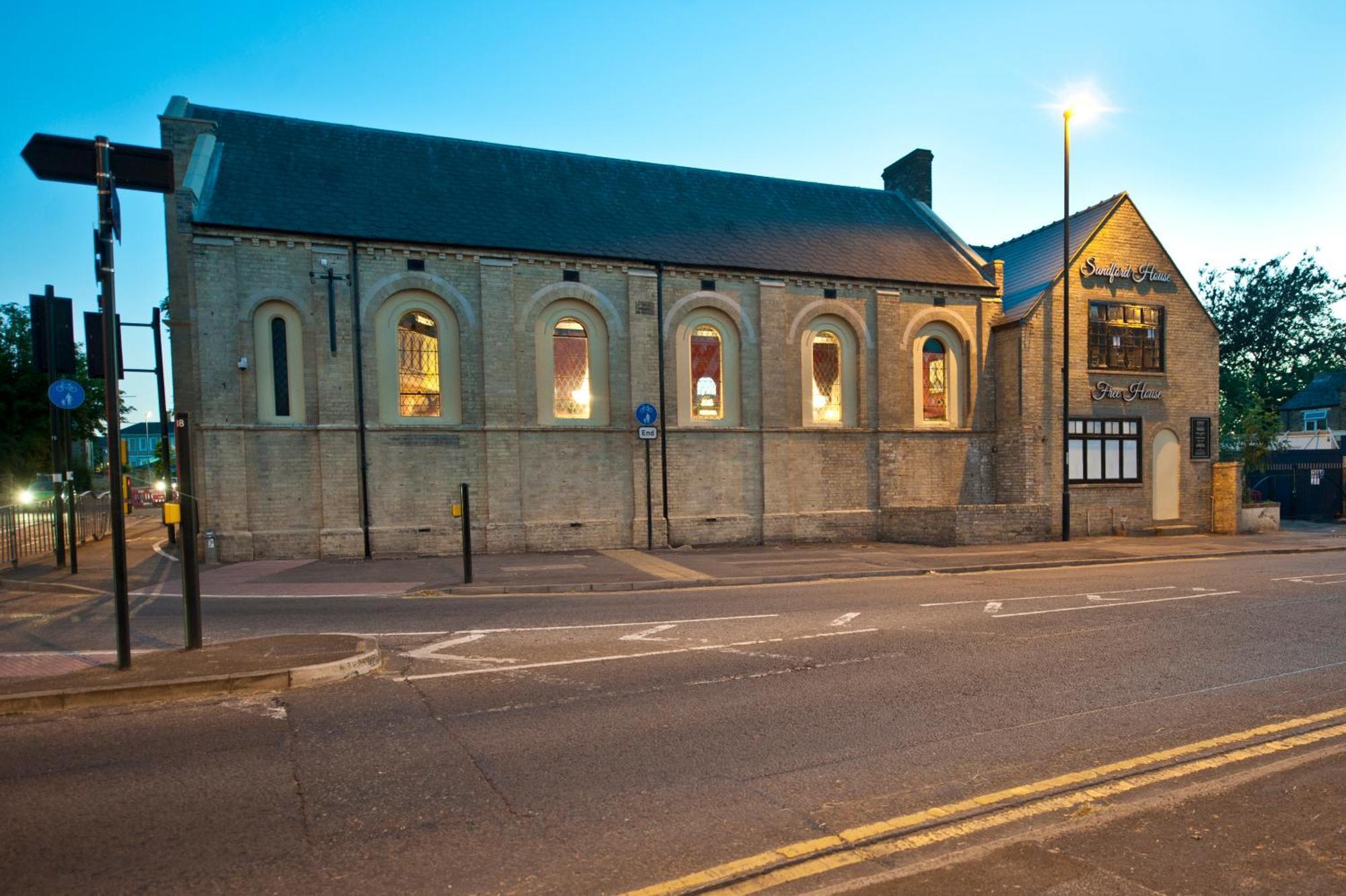 Sandford House Hotel Wetherspoon Huntingdon Zewnętrze zdjęcie