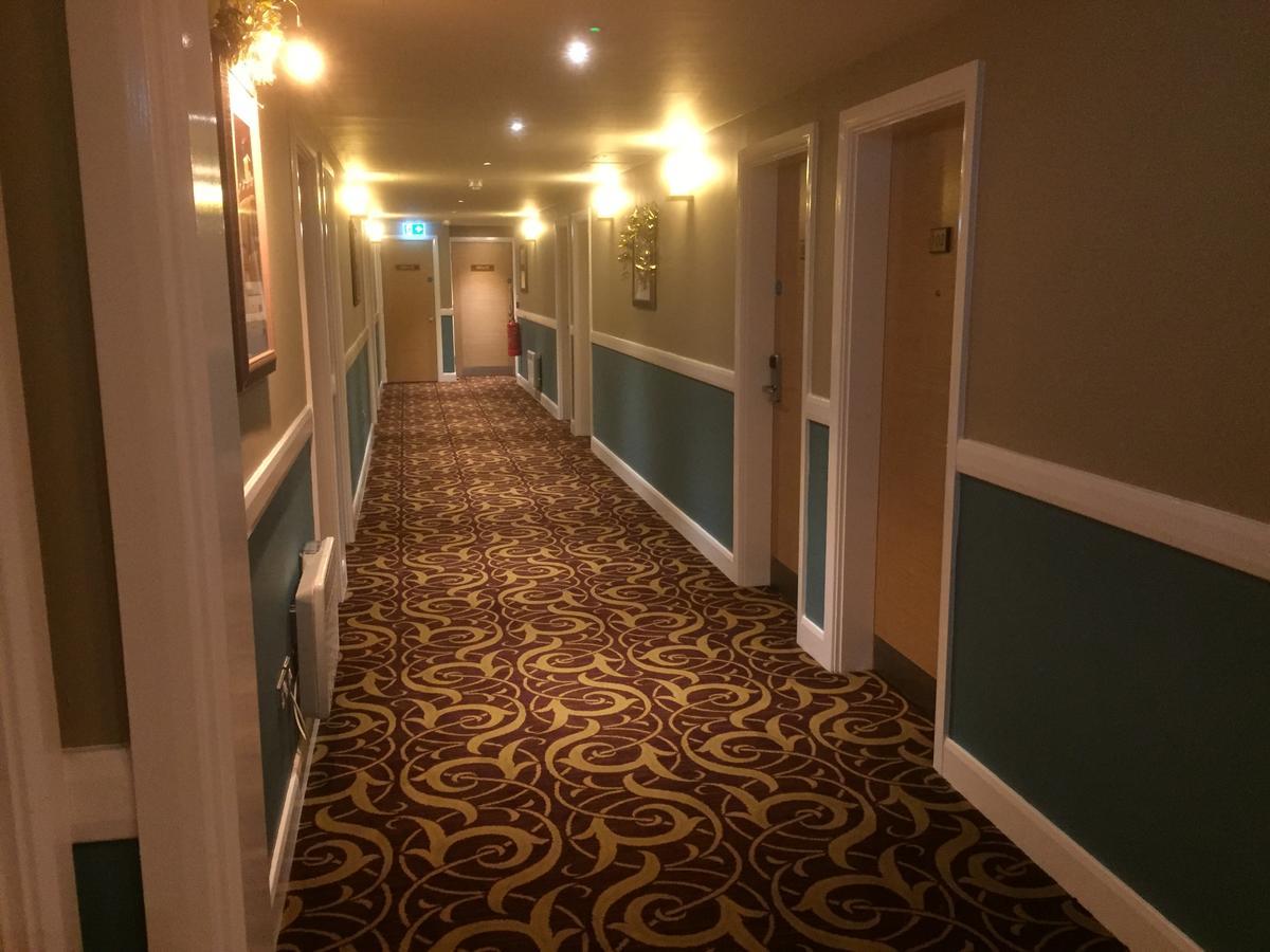 Sandford House Hotel Wetherspoon Huntingdon Zewnętrze zdjęcie