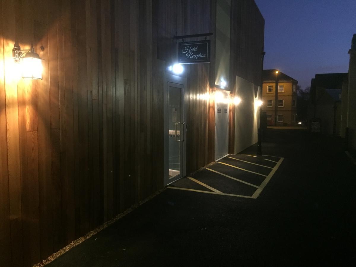 Sandford House Hotel Wetherspoon Huntingdon Zewnętrze zdjęcie